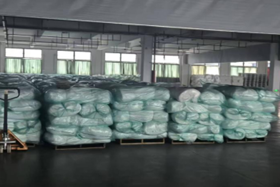 Area produksi hingga pengiriman kain abu-abu